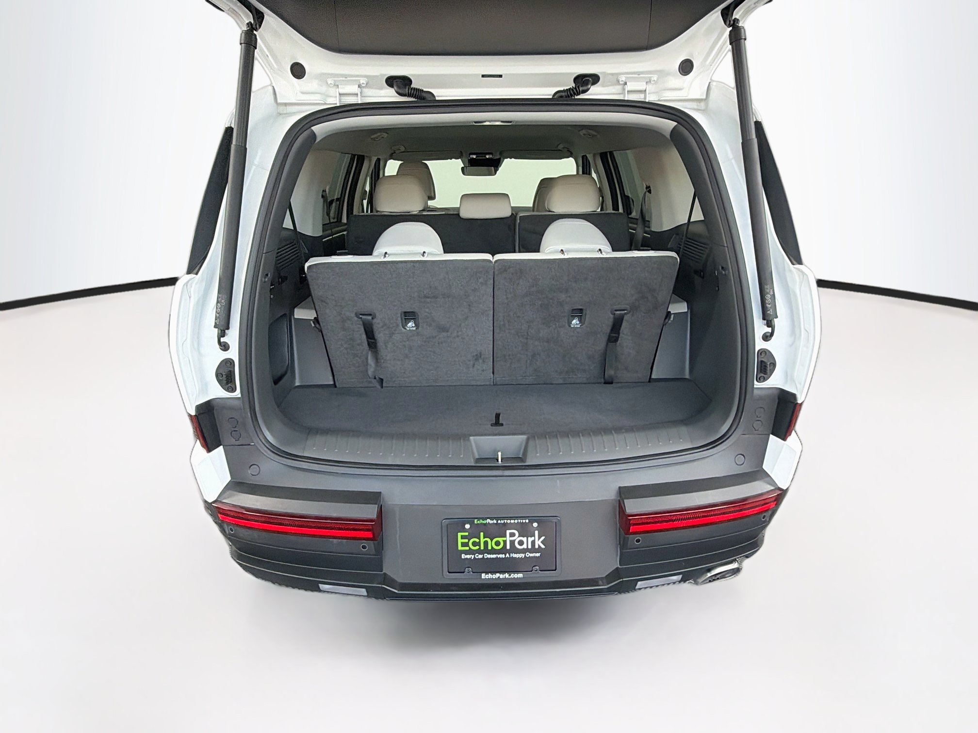 Used 2026 Hyundai Santa Fe SEL FWD image 31