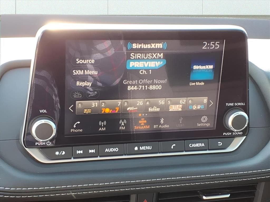 Used 2023 Nissan Rogue S image 16