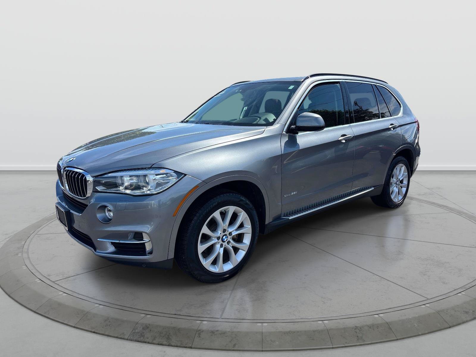 Used 2015 BMW X5 xDrive35i AWD/4WD image 1