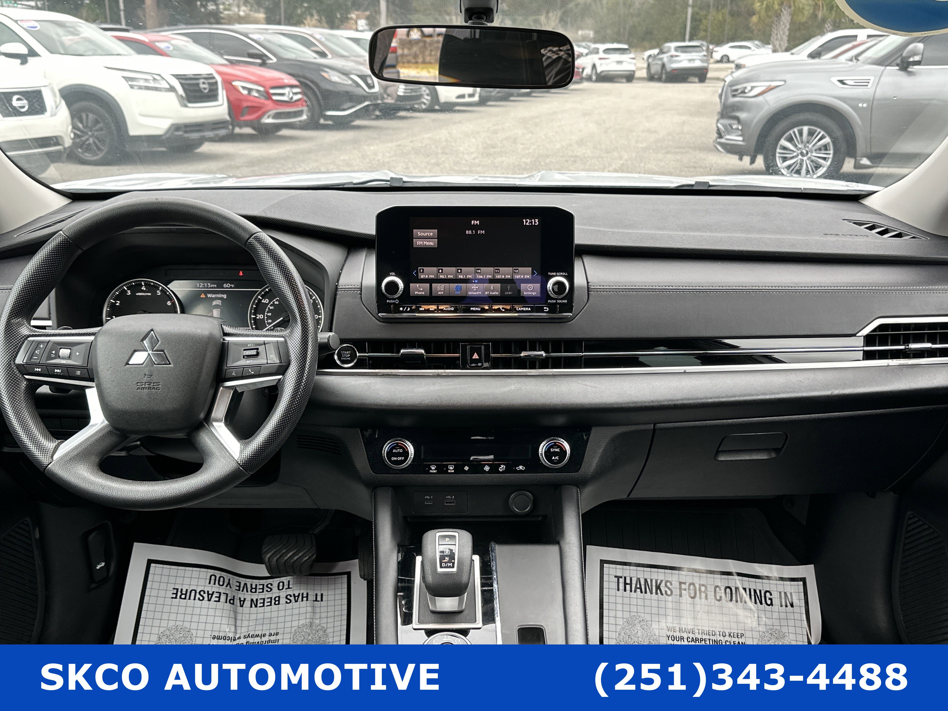 Used 2023 Mitsubishi Outlander ES FWD image 15