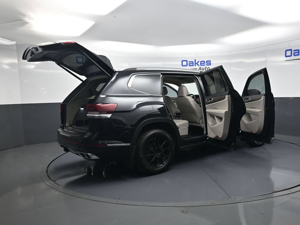 Used 2024 Volkswagen Atlas SEL Premium R-Line AWD/4WD image 57