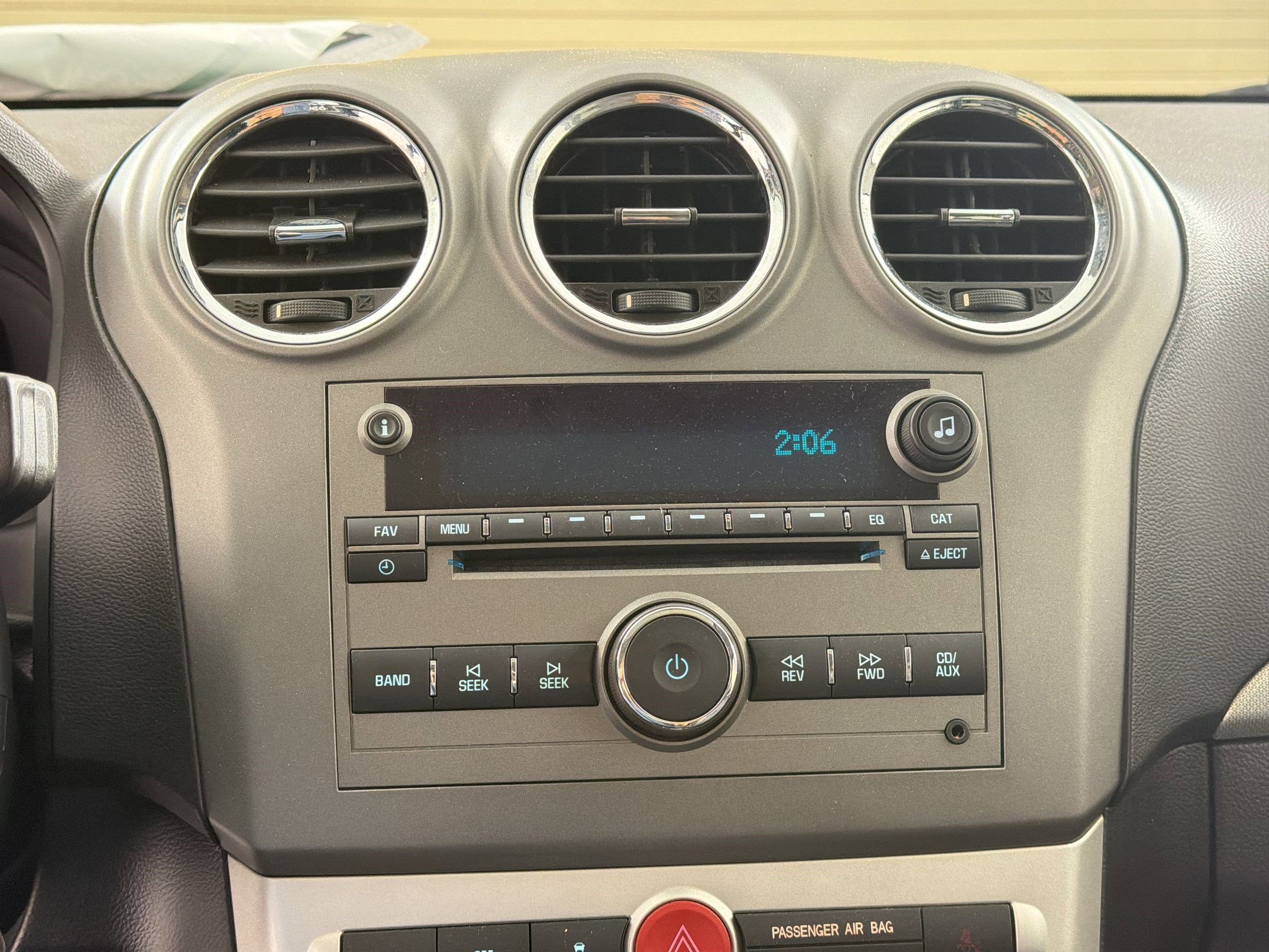 Used 2012 Chevrolet Captiva Sport LT w/ Convenience Package FWD image 19