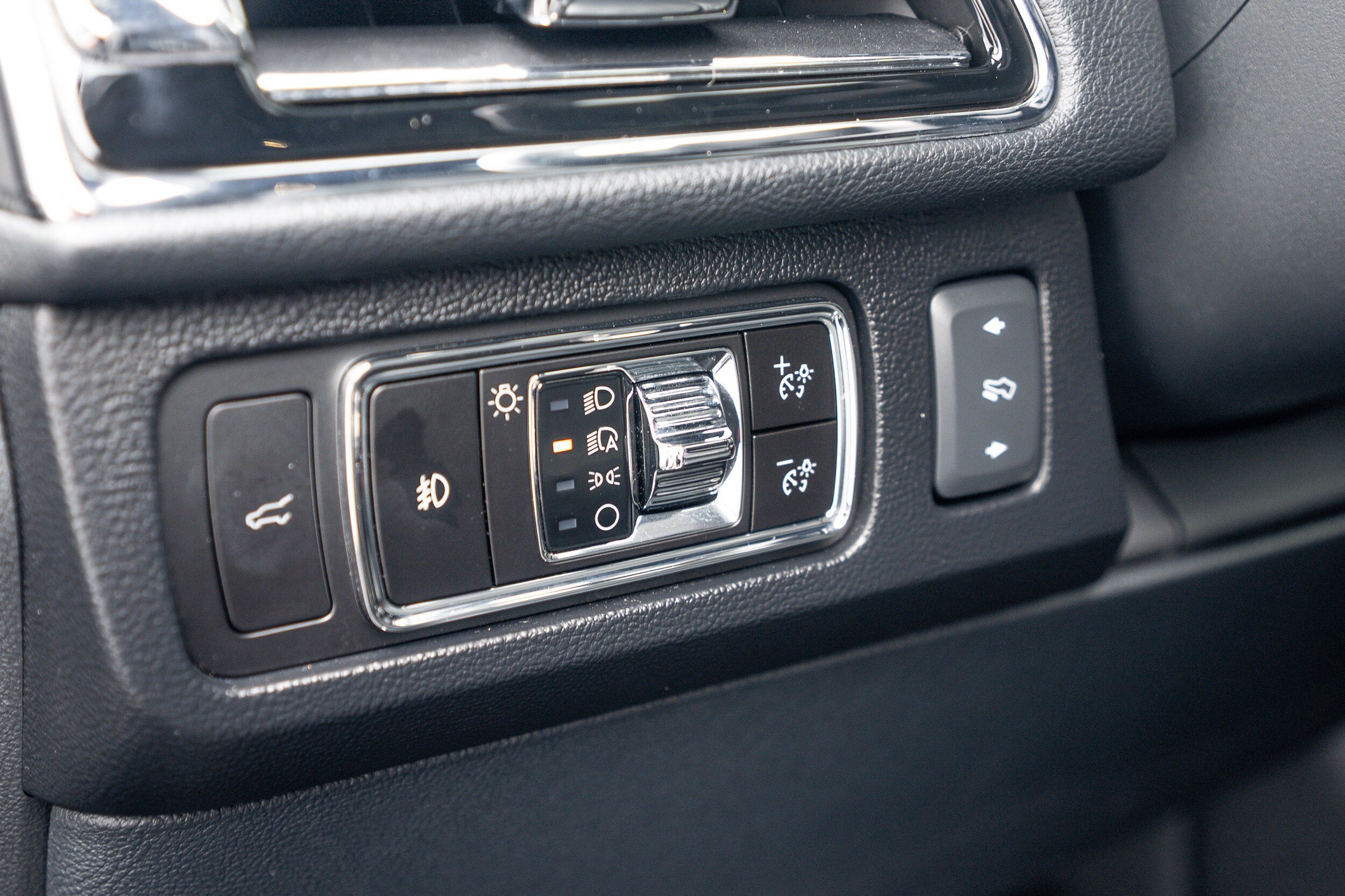 Used 2023 Lincoln Navigator Reserve AWD/4WD image 15