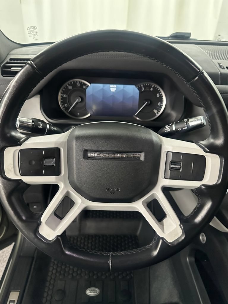 Used 2022 Land Rover Defender 90 X-Dynamic SE AWD/4WD image 15