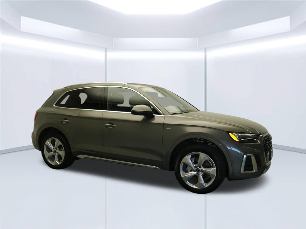 Certified 2023 Audi Q5 2.0T Prestige AWD/4WD image 9