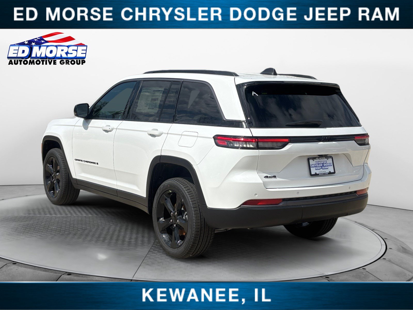 New 2026 Jeep Grand Cherokee Limited w/ Limited Altitude Package AWD/4WD image 3