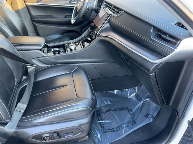 Used 2023 Jeep Grand Cherokee L Limited image 30