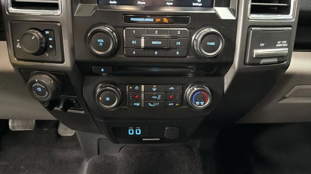 Used 2017 Ford F150 XLT w/ Equipment Group 302A Luxury image 14