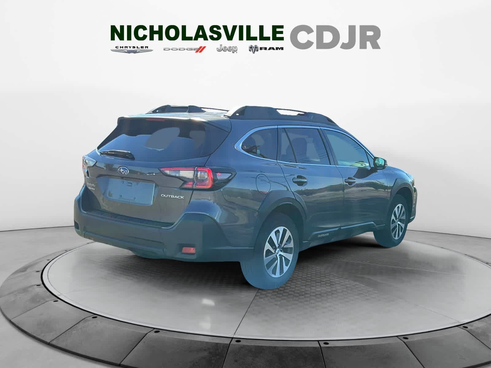 Used 2024 Subaru Outback Premium w/ Popular Package #1A AWD/4WD image 5