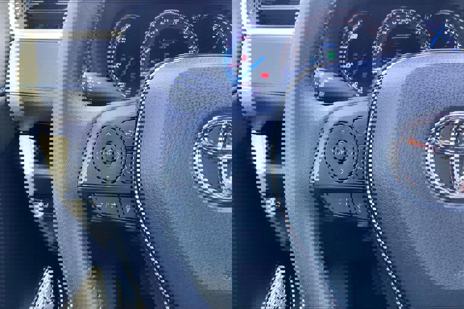 Used 2022 Toyota RAV4 XSE image 24