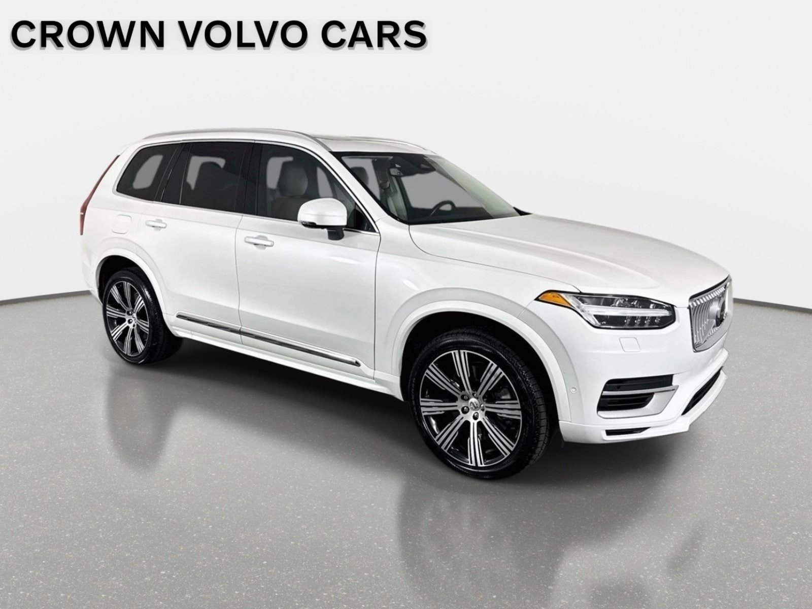 Used 2025 Volvo XC90 T8 Plus w/ Protection Package Premier AWD/4WD image 4
