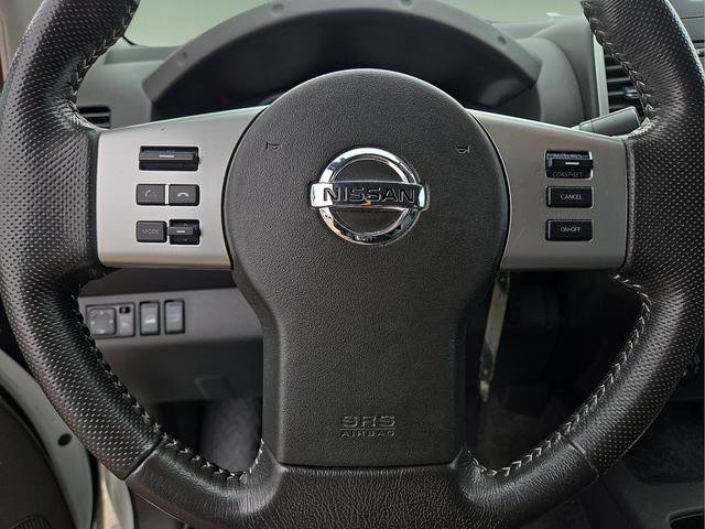 Used 2014 Nissan Frontier PRO-4X w/ Pro-4x Luxury Package AWD/4WD image 31