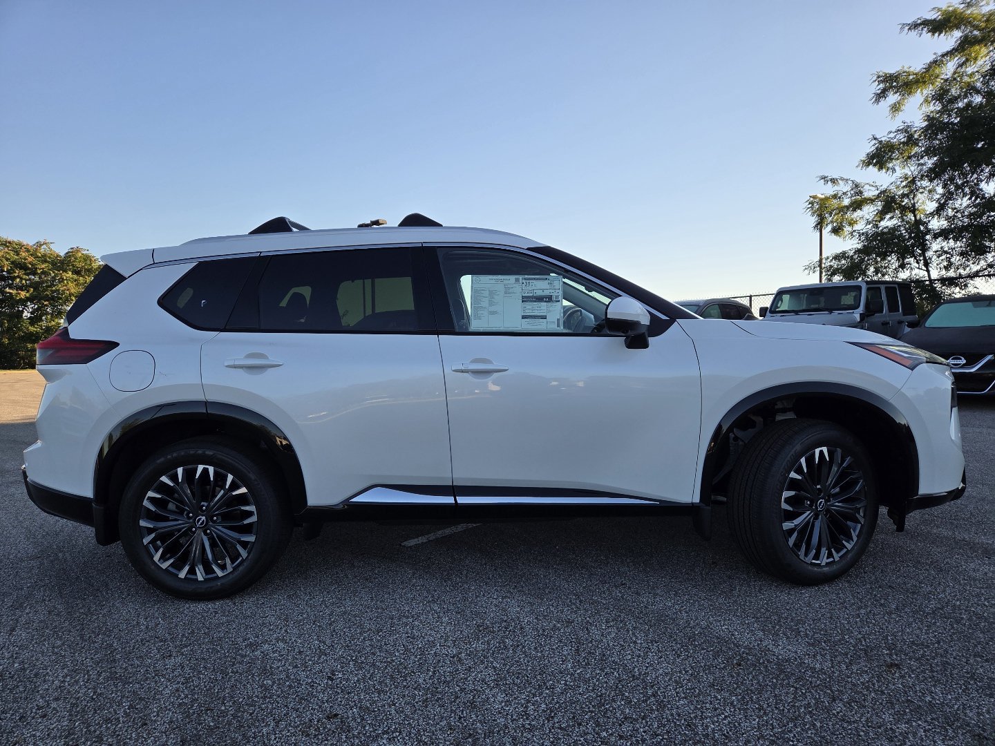 New 2026 Nissan Rogue Platinum w/ Platinum Premium Package AWD/4WD image 22