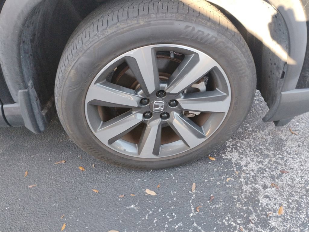 Used 2023 Honda Pilot Touring image 8