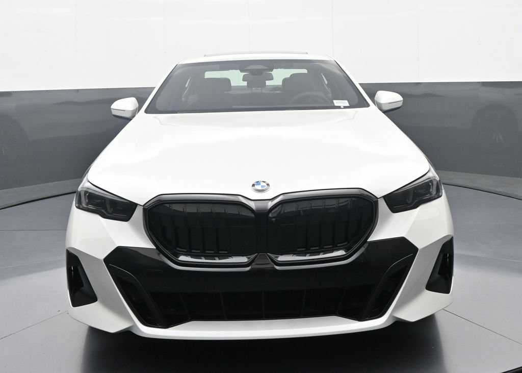 New 2027 BMW 530i xDrive w/ M Sport Package AWD/4WD image 2