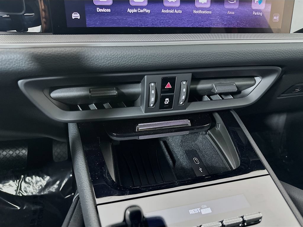 New 2026 Porsche Cayenne AWD/4WD image 18