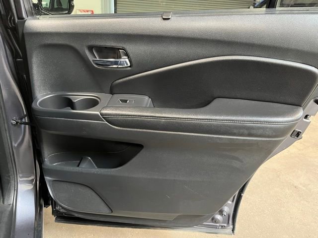 Used 2022 Honda Pilot Special Edition image 13