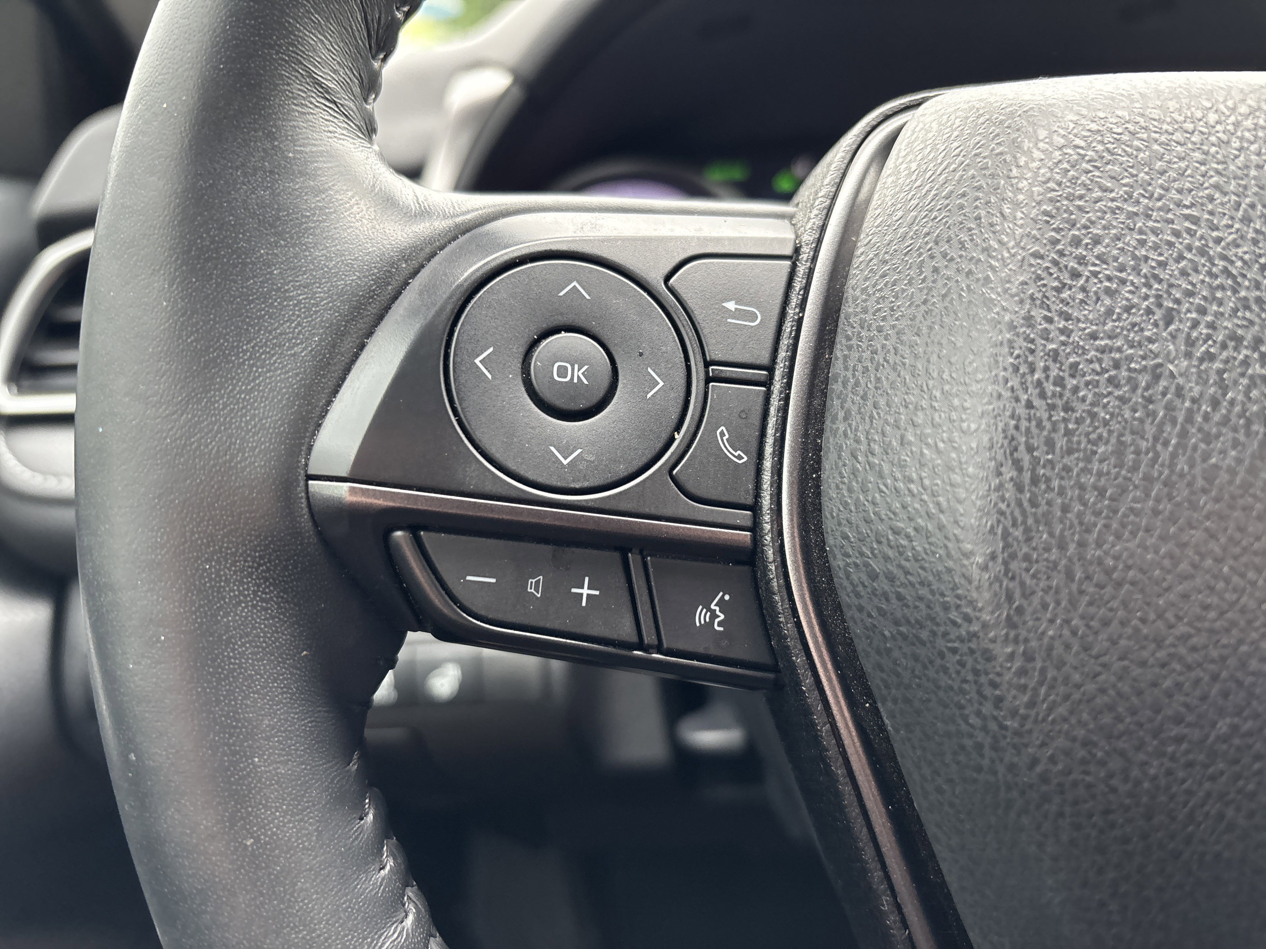 Used 2024 Toyota Camry XSE w/ Cold Weather Package image 17