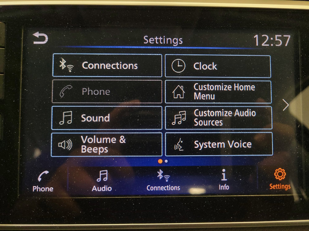 Used 2021 Nissan Versa SV FWD image 25