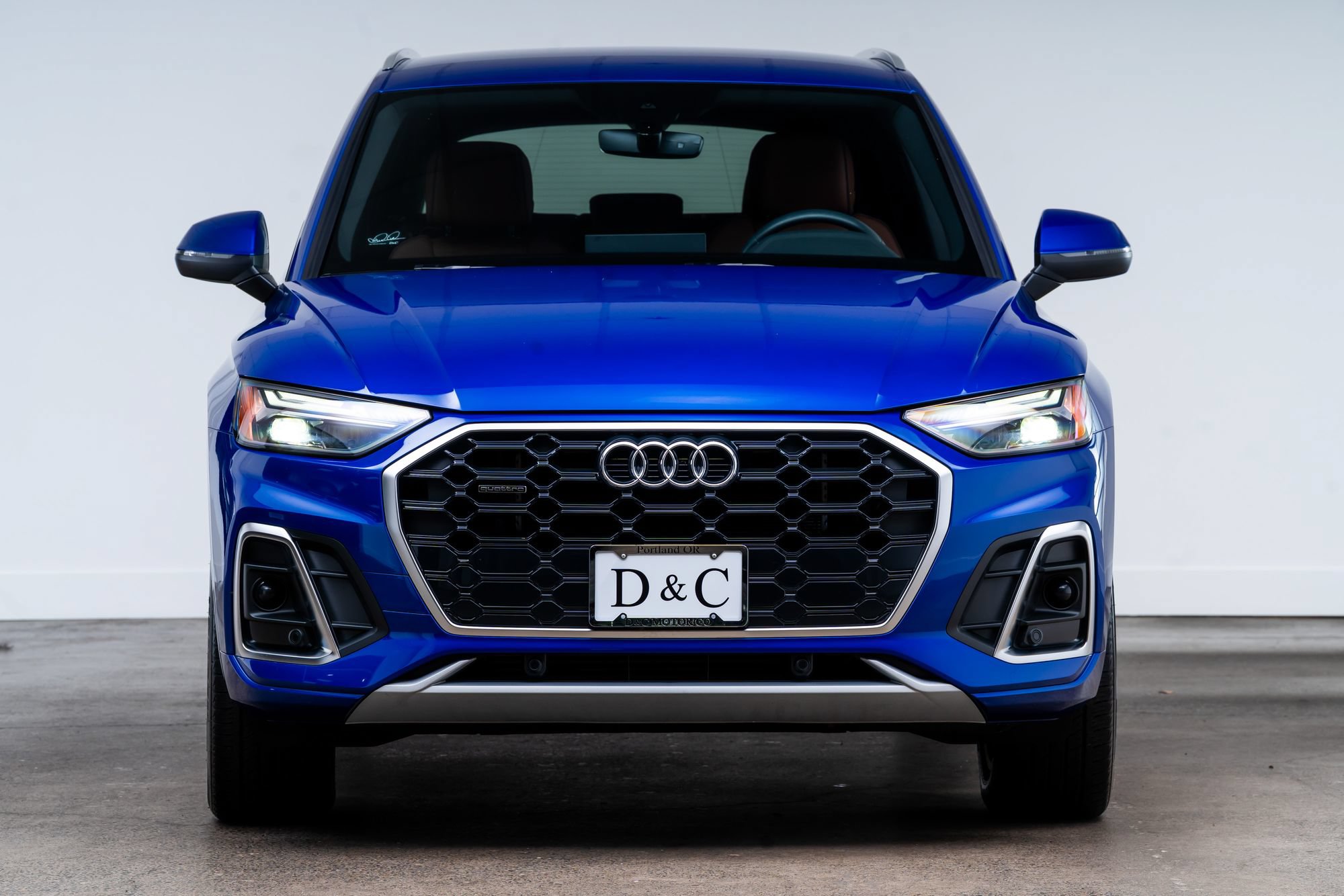 Used 2022 Audi Q5 e Premium AWD/4WD image 2