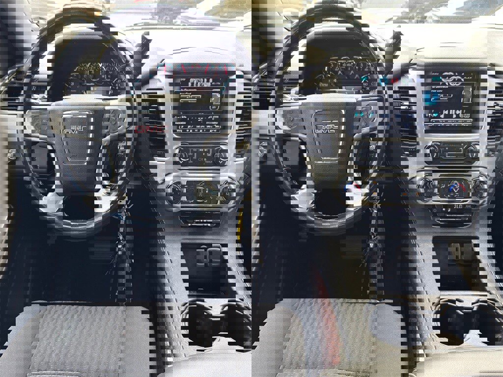 Used 2018 GMC Yukon SLE w/ SLE Value Package image 25