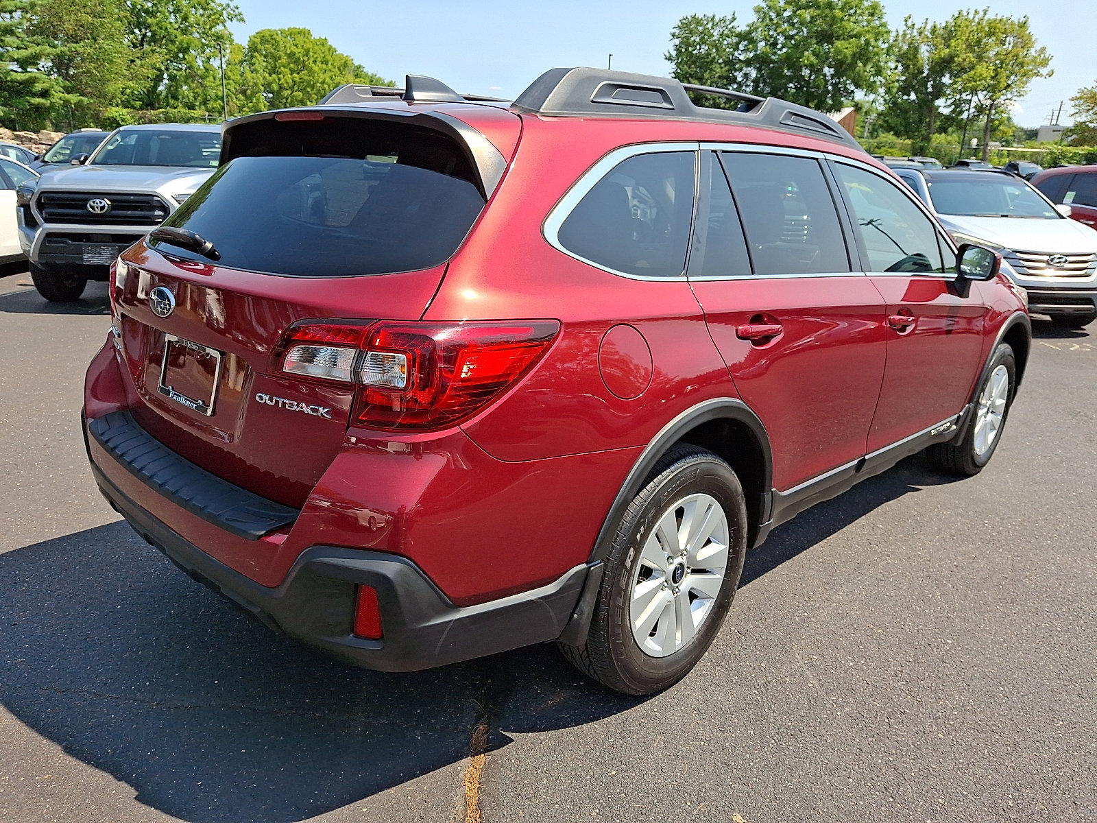 Used 2018 Subaru Outback 2.5i Premium w/ Protection Package #1 AWD/4WD image 6