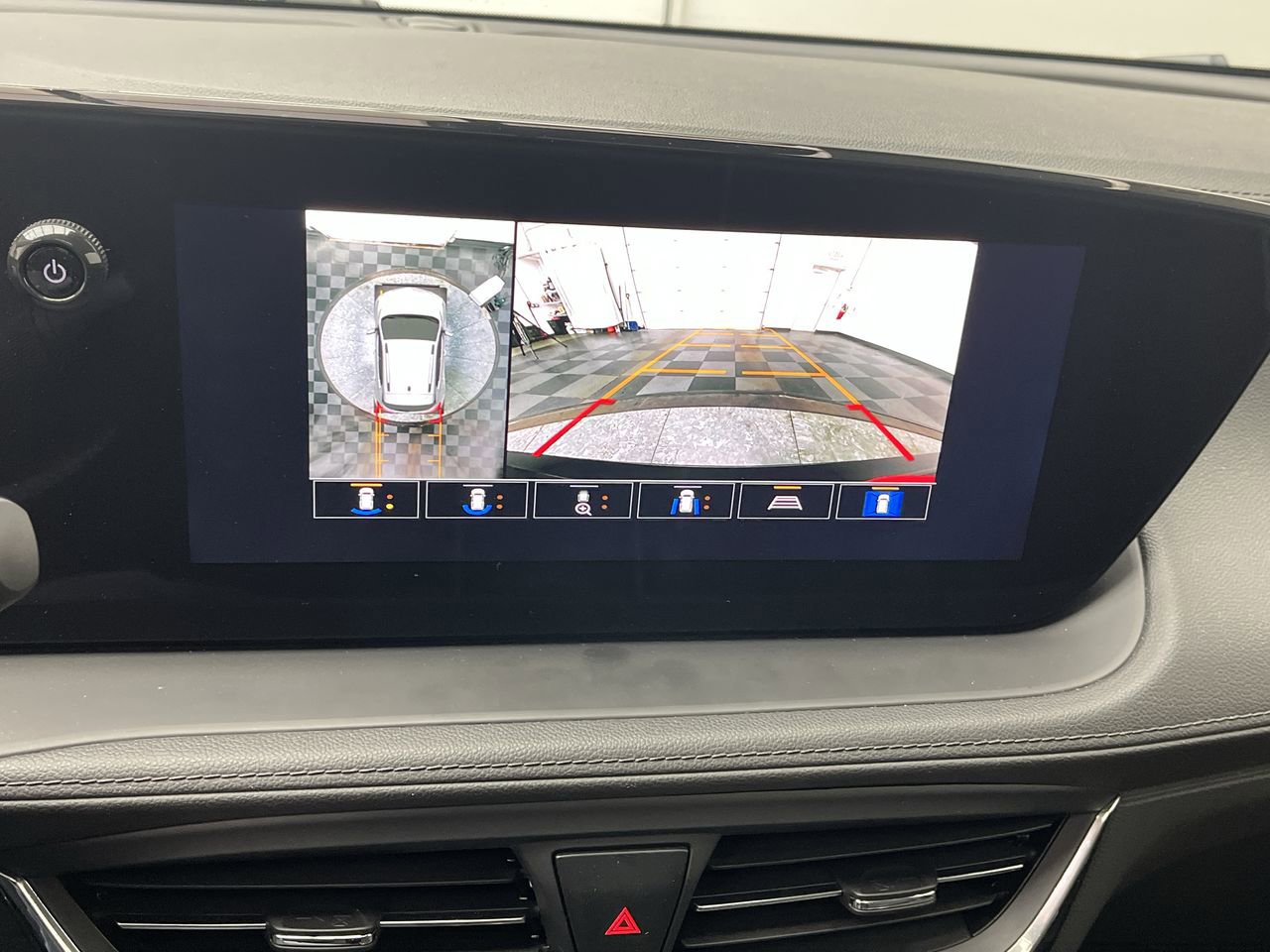 New 2026 Buick Encore GX Avenir w/ Avenir Technology Package AWD/4WD image 6