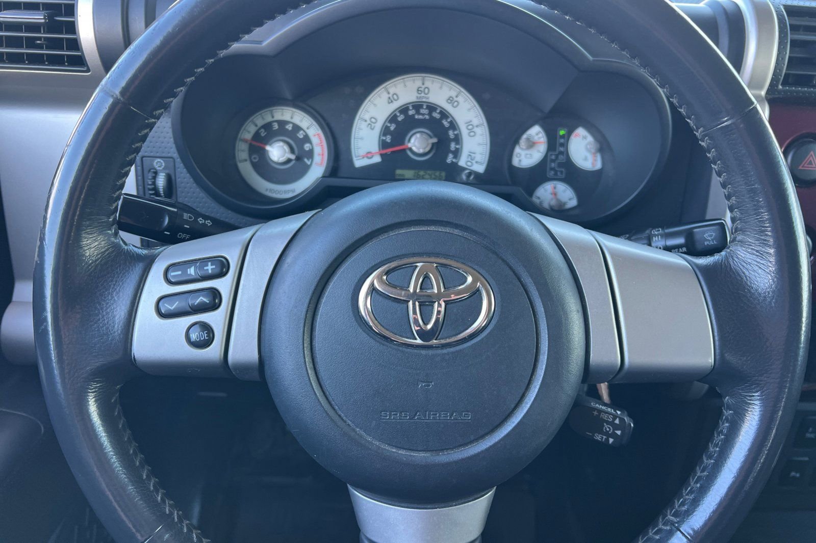 Used 2007 Toyota FJ Cruiser 4WD image 19