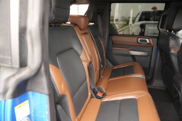 Used 2023 Ford Bronco Outer Banks image 16