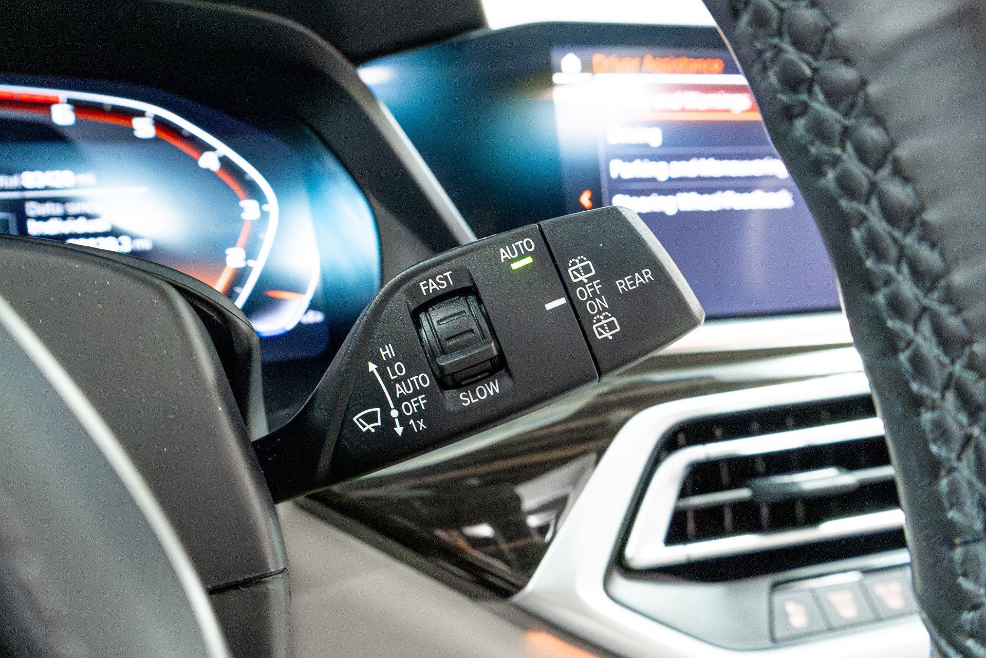 Used 2021 BMW X7 M50i image 70