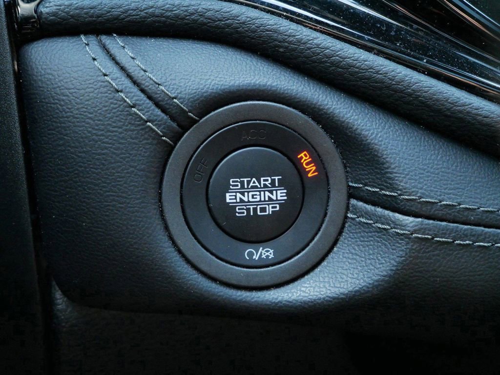 Used 2022 Dodge Durango GT image 29