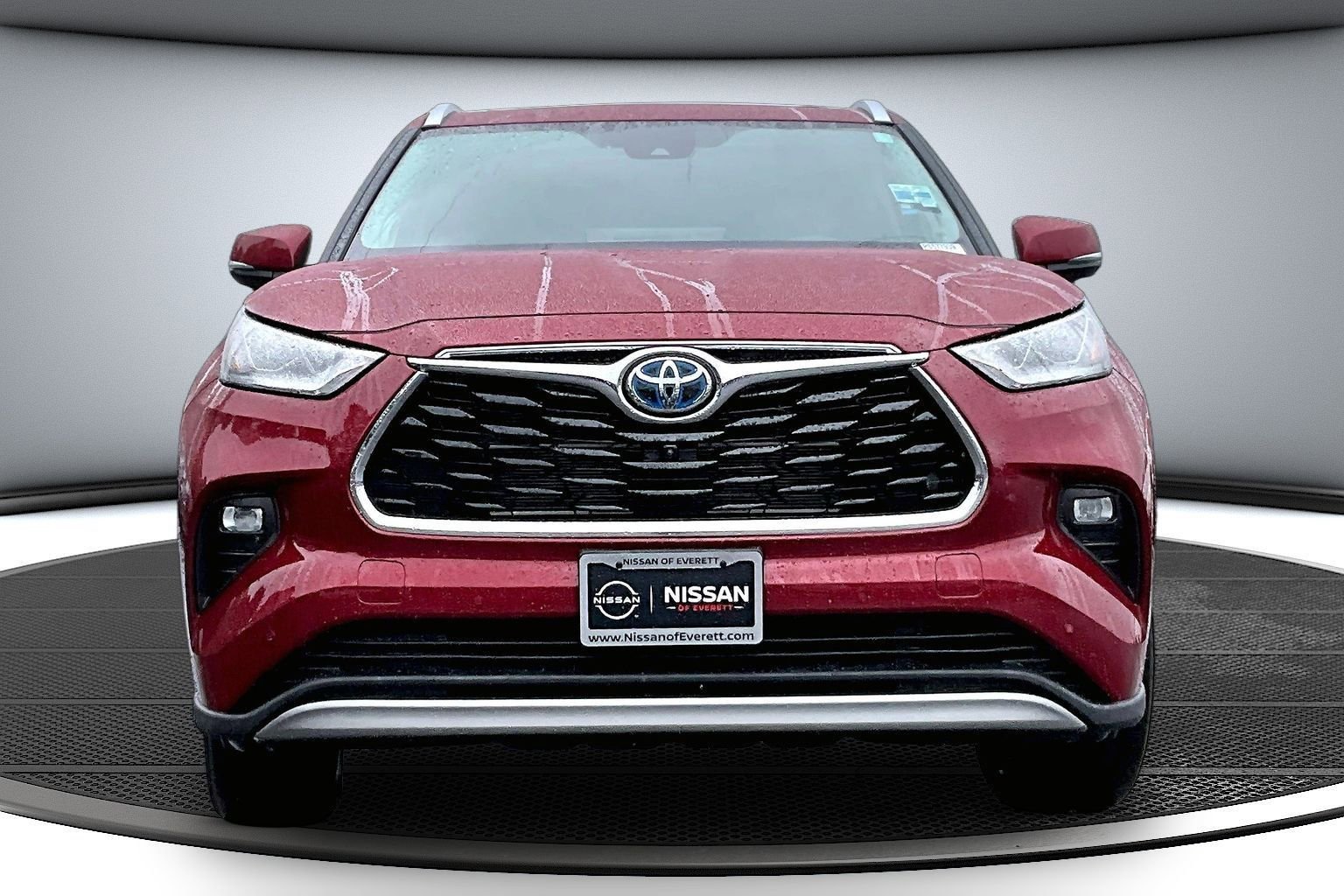 Used 2023 Toyota Highlander Platinum AWD/4WD image 2