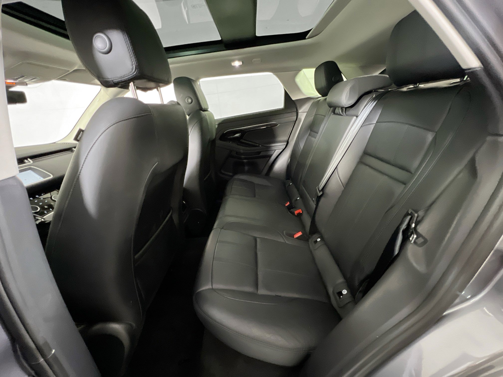 Used 2021 Land Rover Range Rover Evoque S image 23