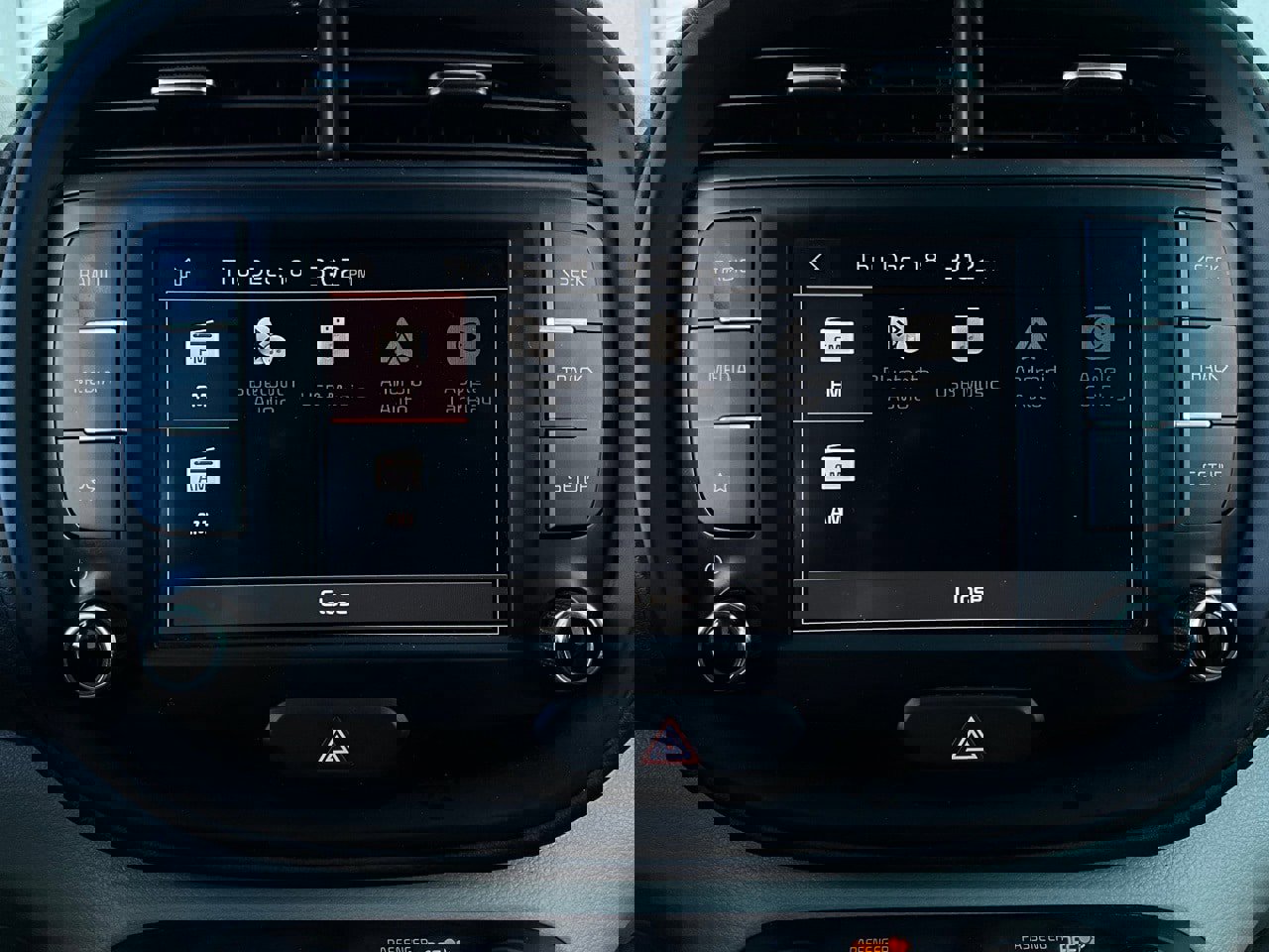 Used 2025 Kia Soul LX w/ LX Technology Package image 28