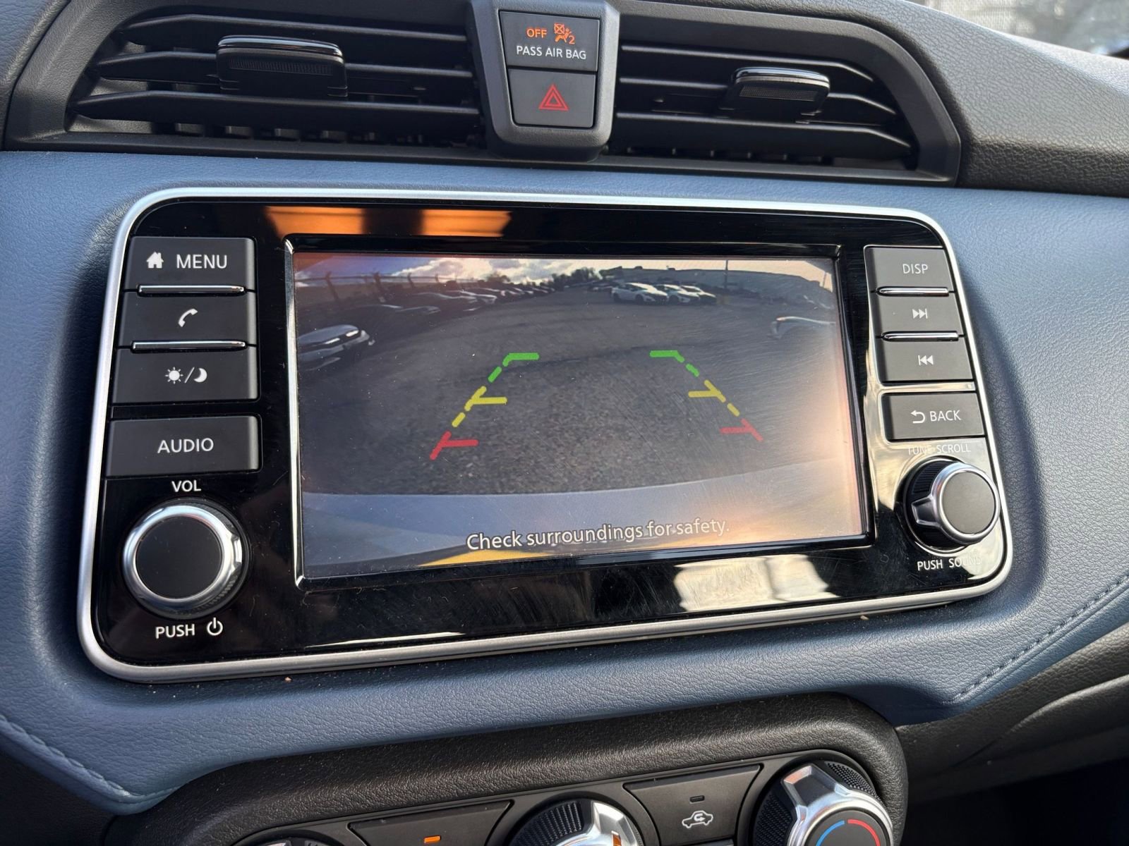 Used 2025 Nissan Versa SV FWD image 22