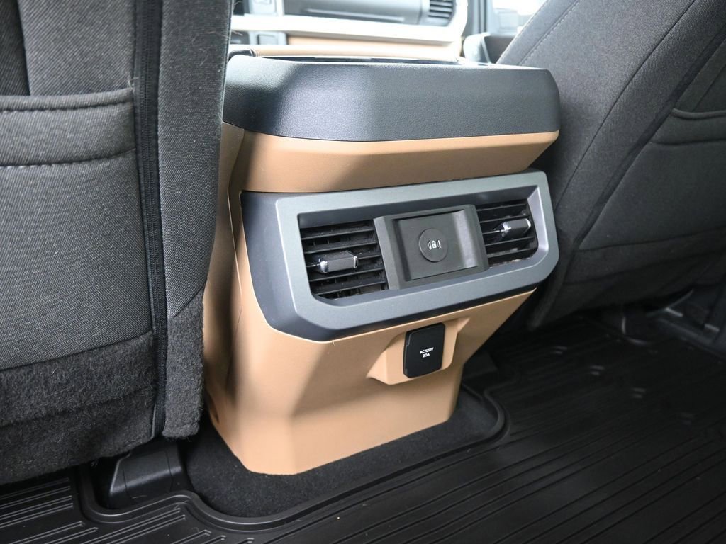 Used 2025 Ford F350 XLT w/ Black Appearance Package image 20