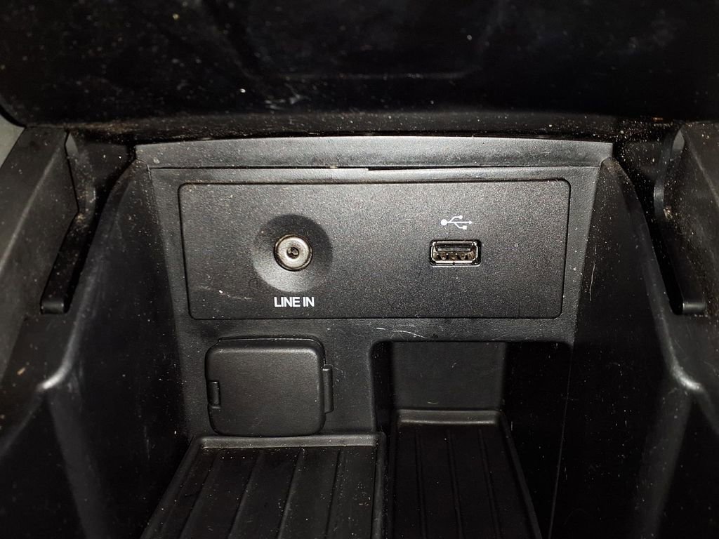 Used 2012 Ford Explorer XLT FWD image 23