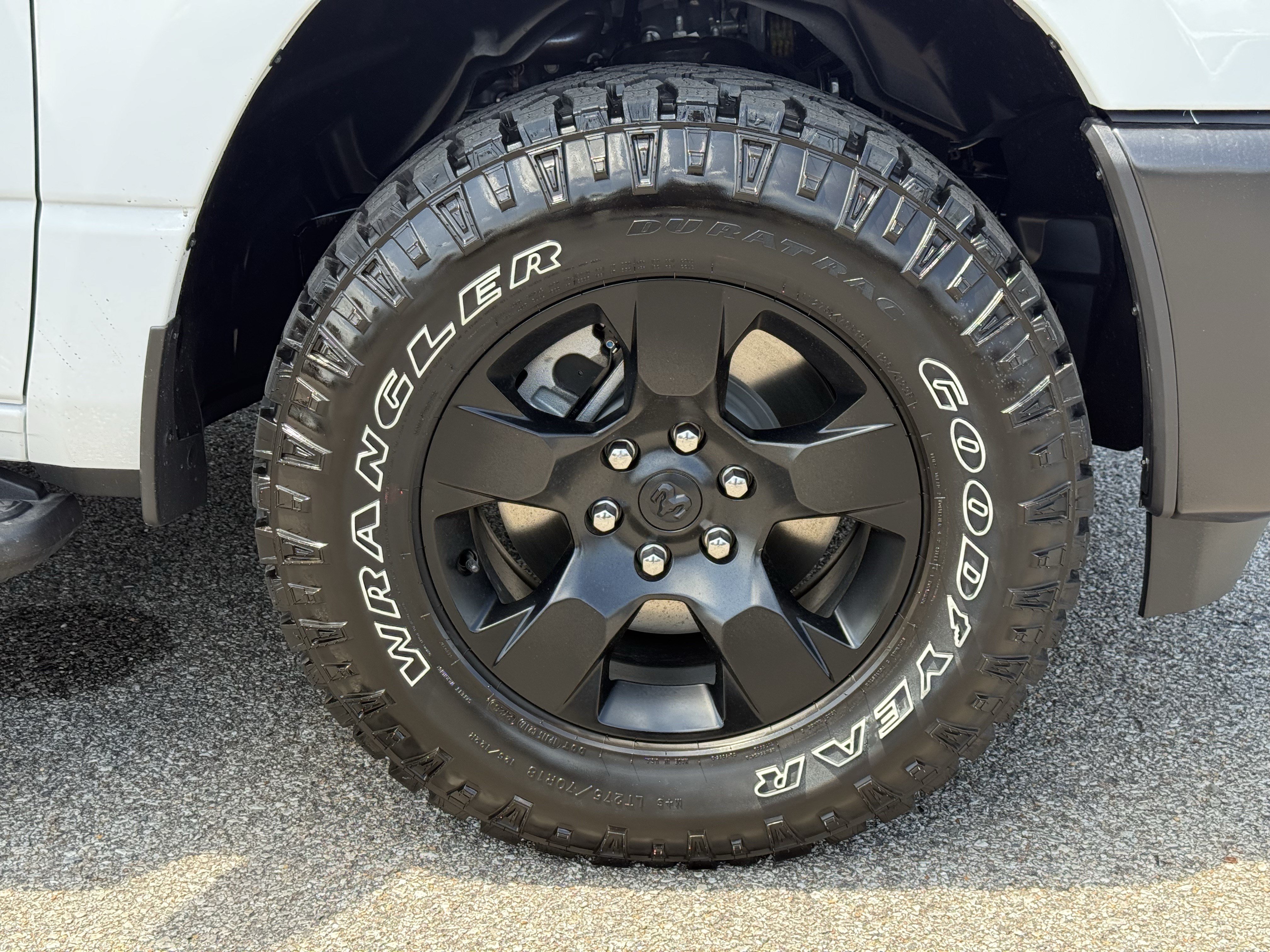 New 2026 RAM 1500 Warlock AWD/4WD image 13