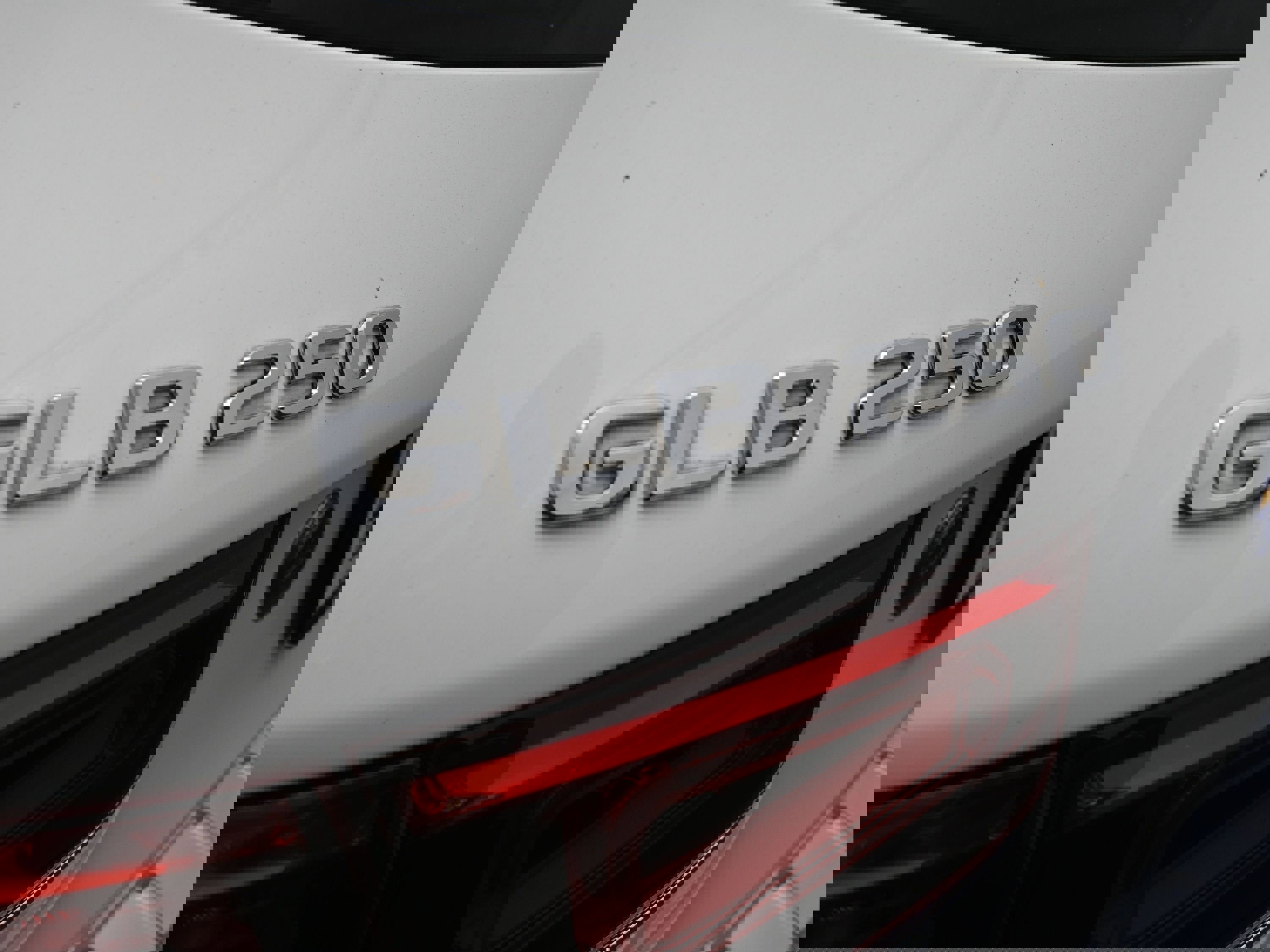 Used 2021 Mercedes-Benz GLB 250 4MATIC image 88