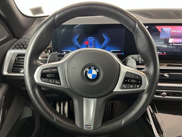 Used 2023 BMW X7 xDrive40i w/ Executive Package image 17