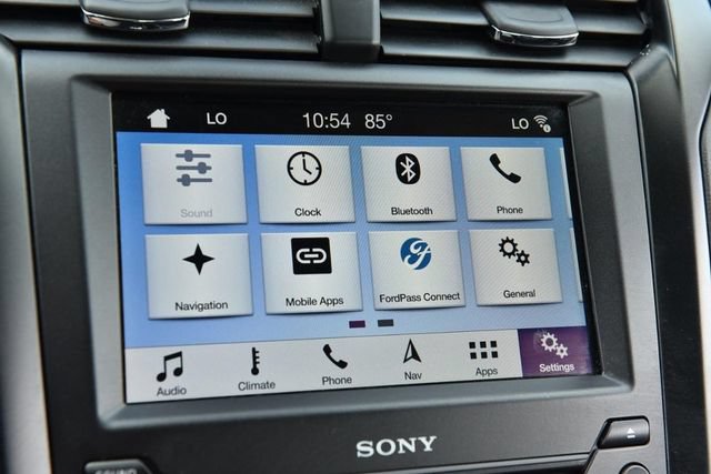 Used 2019 Ford Fusion Titanium FWD image 14