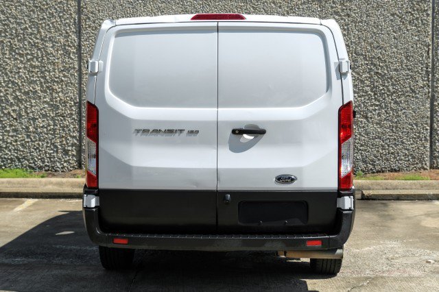 Used 2020 Ford Transit 150 Low Roof RWD image 9