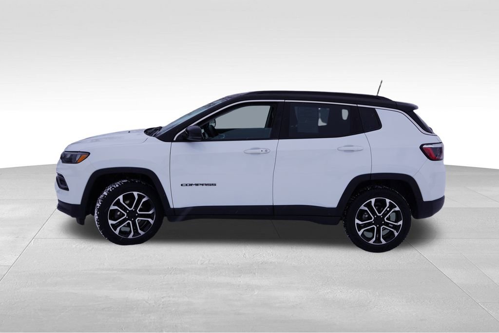 Certified 2022 Jeep Compass Limited image 10
