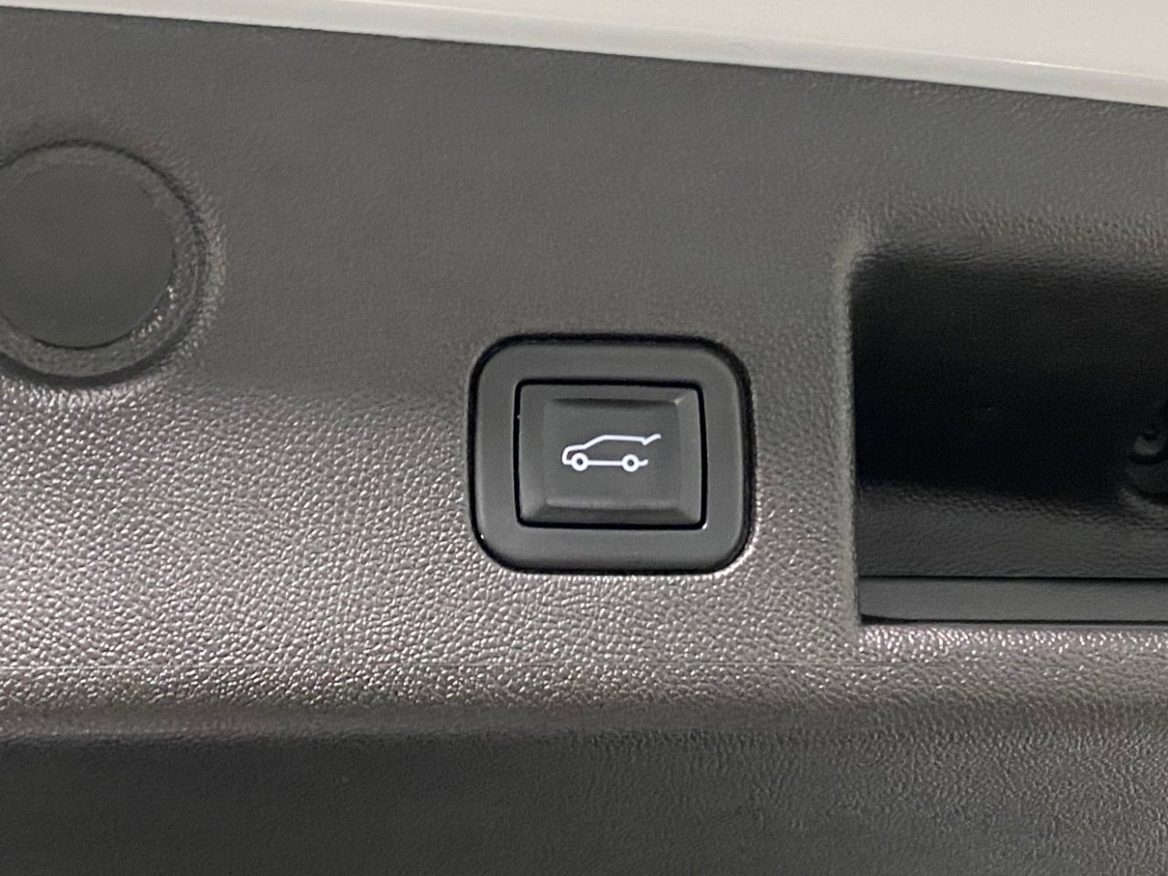 Used 2022 Chevrolet Equinox LT image 6