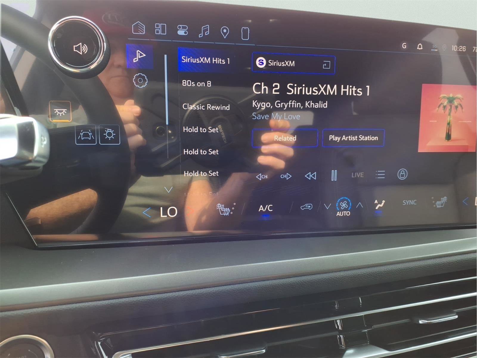 New 2026 Chevrolet Traverse LT w/ Enhanced Driving Package image 21