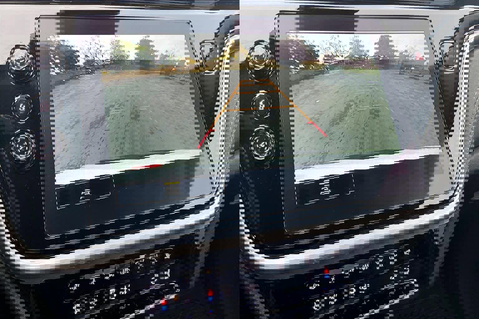 Used 2023 Chevrolet Bolt EUV LT w/ Convenience Package image 24