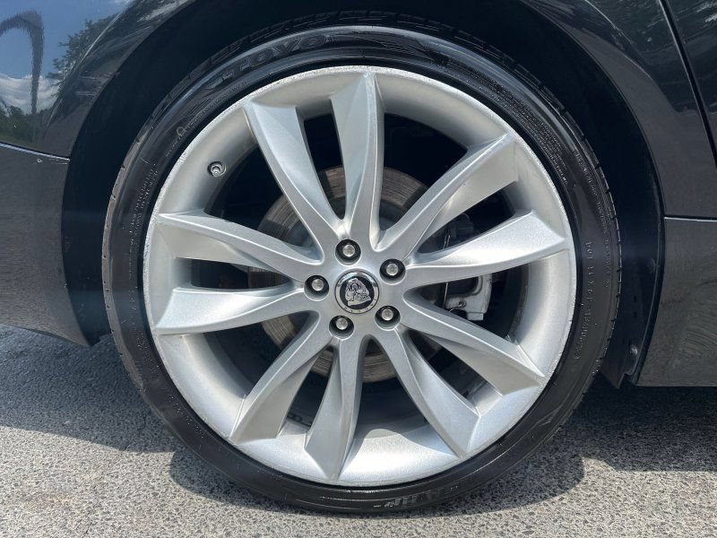 Used 2013 Jaguar XF 3.0 AWD/4WD image 7