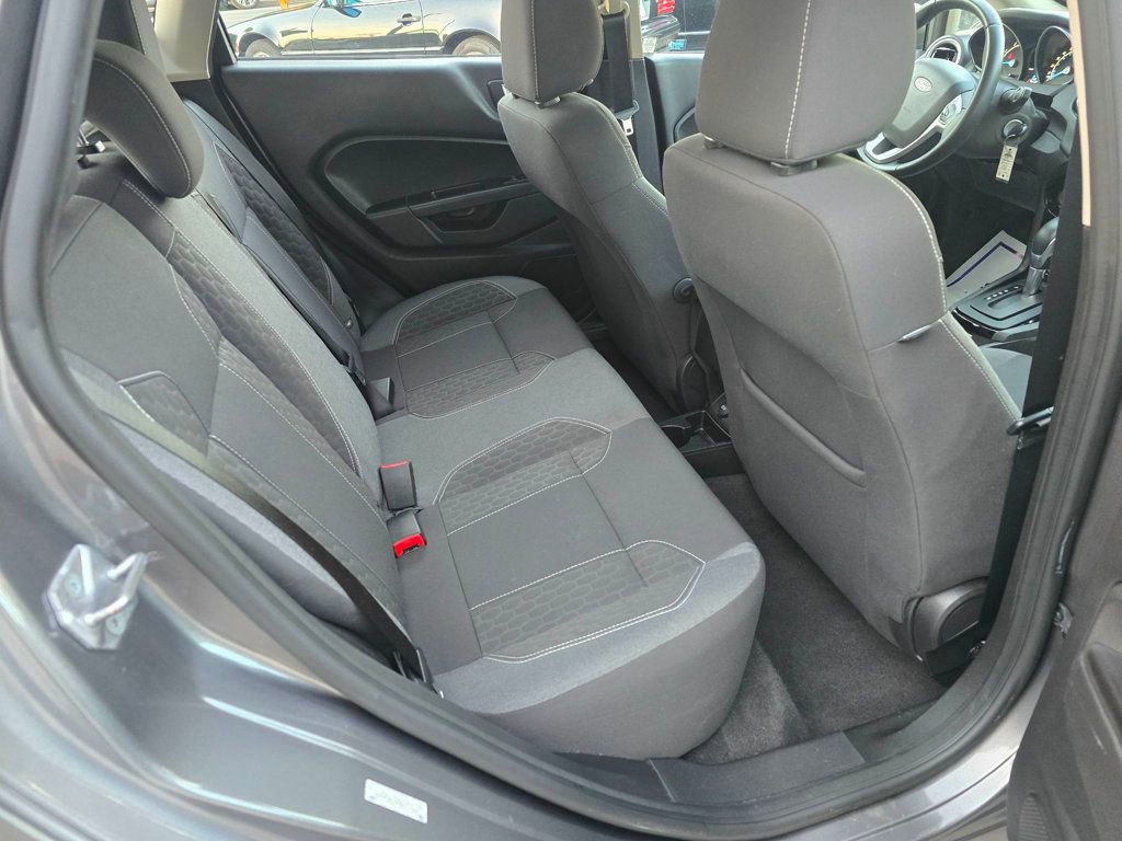 Used 2014 Ford Fiesta SE w/ Equipment Group 201A FWD image 21