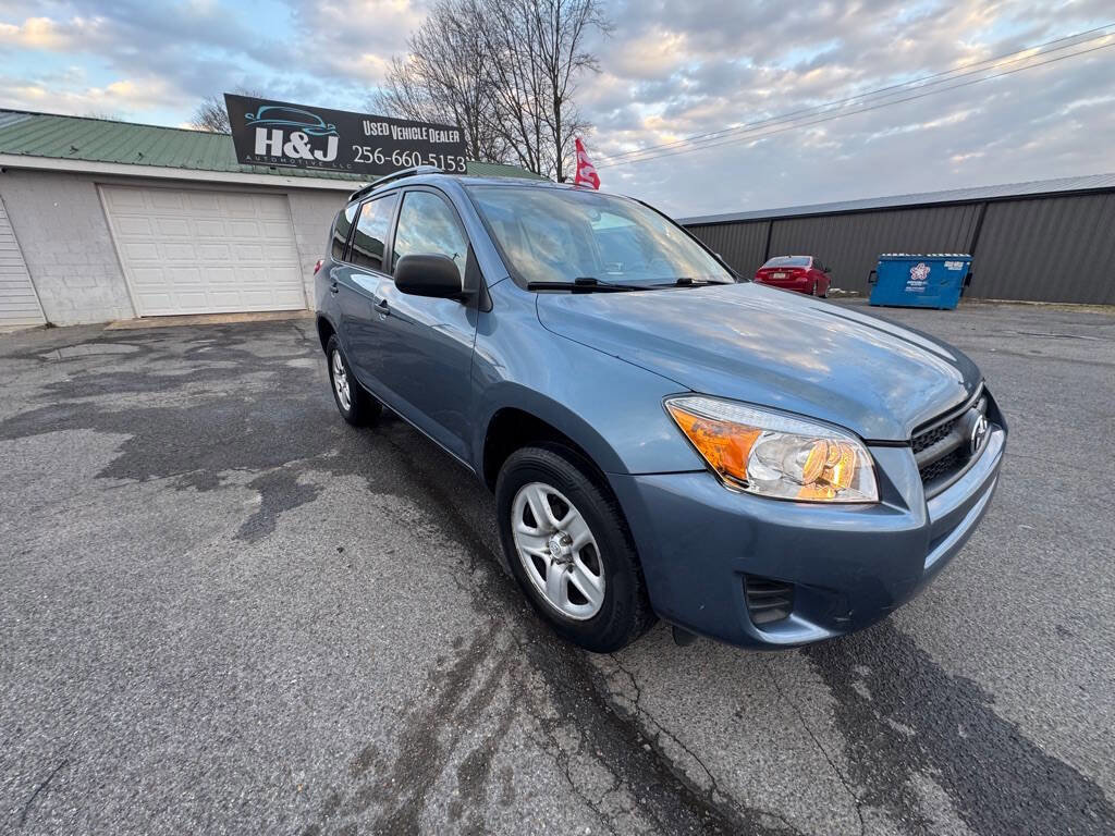 Used 2010 Toyota RAV4 Base 4dr SUV image 1