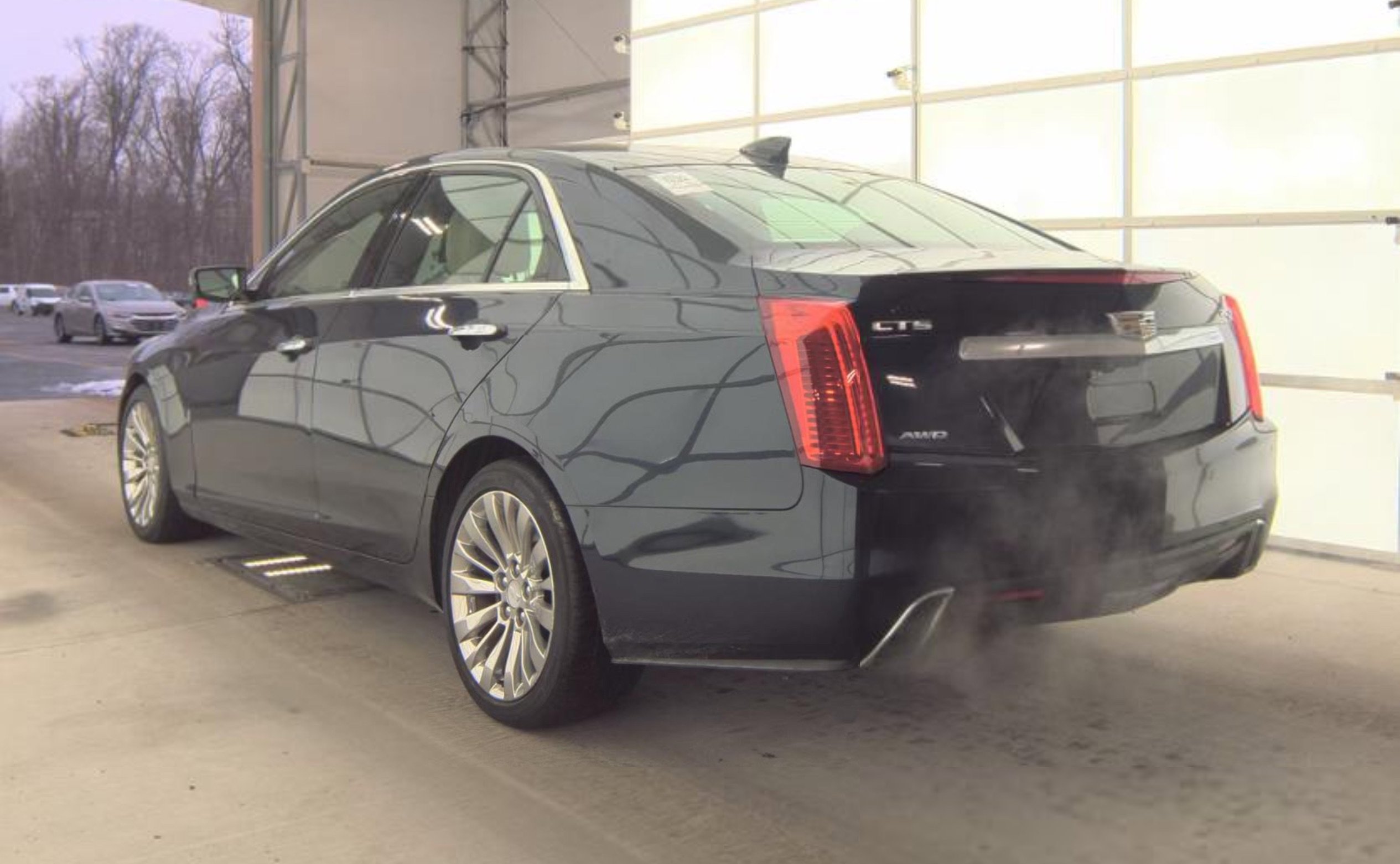 Used 2018 Cadillac CTS Luxury image 4